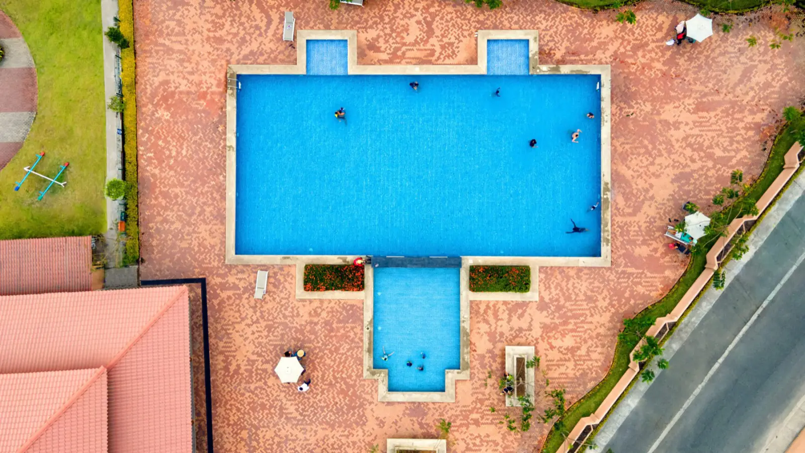 Piscina de Durán City desde el aire